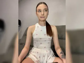 Sweetgirl-11  live sex cam