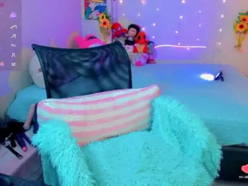 Akaikrana  live sex cam