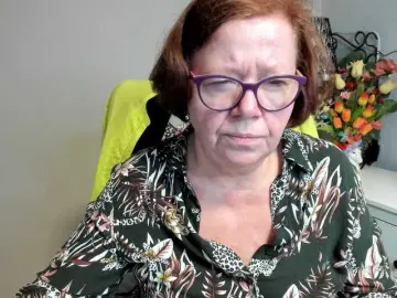 Flirty-adele  live sex cam