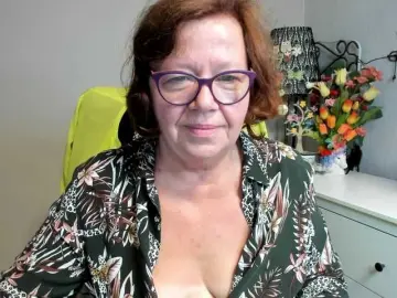 Flirty-adele  live sex cam
