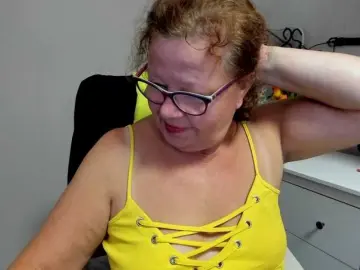 Flirty-adele  live sex cam