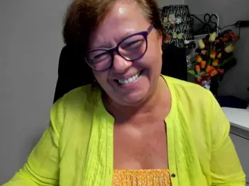 Flirty-adele  live sex cam