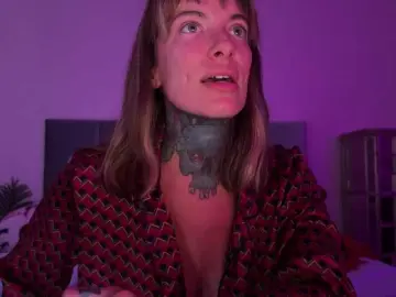 Iiixbostonxiii  live sex cam