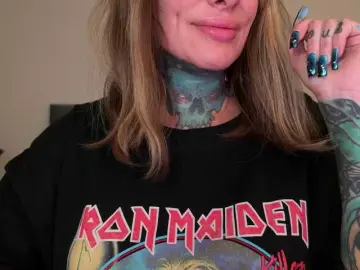 Iiixbostonxiii  live sex cam