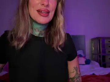 Iiixbostonxiii  live sex cam