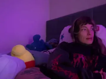 Iiixbostonxiii  live sex cam