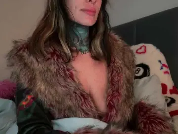 Iiixbostonxiii  live sex cam