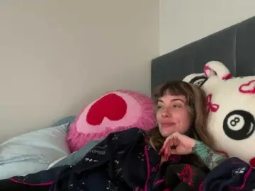 Iiixbostonxiii  live sex cam