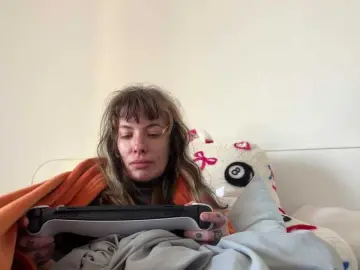 Iiixbostonxiii  live sex cam