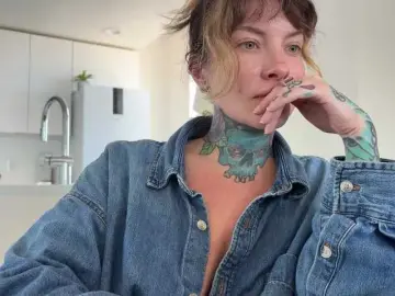 Iiixbostonxiii  live sex cam