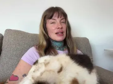 Iiixbostonxiii  live sex cam
