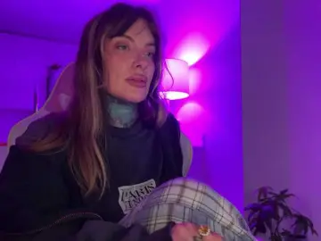 Iiixbostonxiii  live sex cam