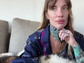 Iiixbostonxiii  live sex cam