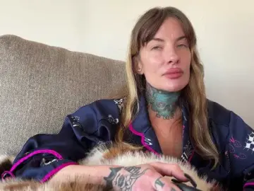 Iiixbostonxiii  live sex cam