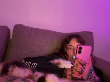 Iiixbostonxiii  live sex cam