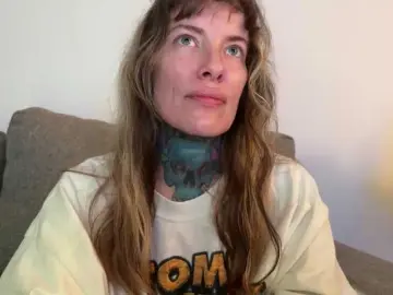 Iiixbostonxiii  live sex cam