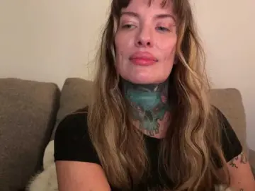 Iiixbostonxiii  live sex cam