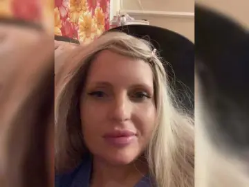 Milana40  live sex cam