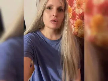 Milana40  live sex cam