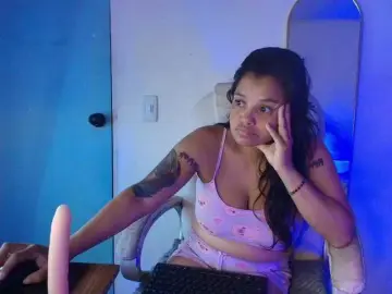 Scarletth-Moon  live sex cam