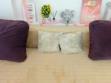 Serennaax  live sex cam