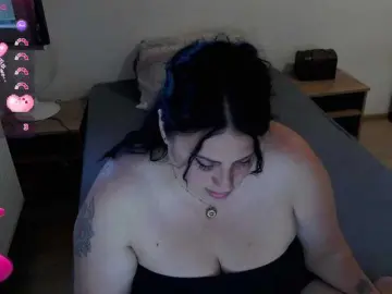 Lisette-  live sex cam