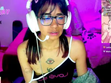 Roxanbunny  live sex cam