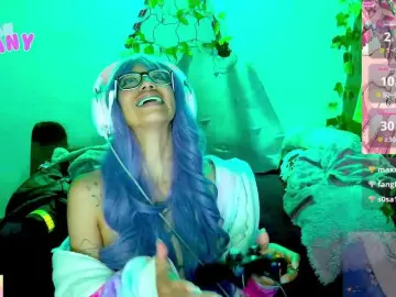 Roxanbunny  live sex cam