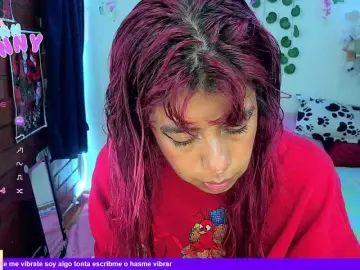 Roxanbunny  live sex cam
