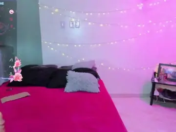 Violettalynn  live sex cam