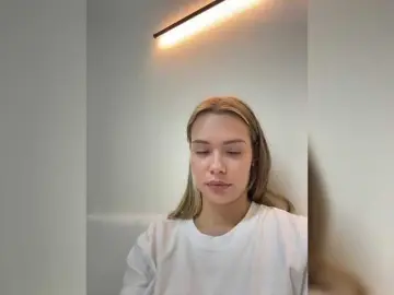 CrystalFairy  live sex cam