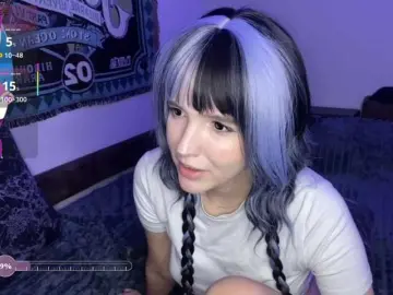 HeyNanno  live sex cam