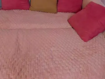 Mooniriss  live sex cam