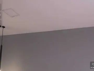 NaomiSainz  live sex cam