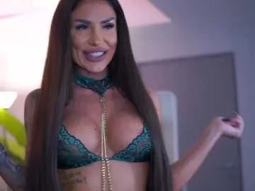 RaquelleVon  live sex cam