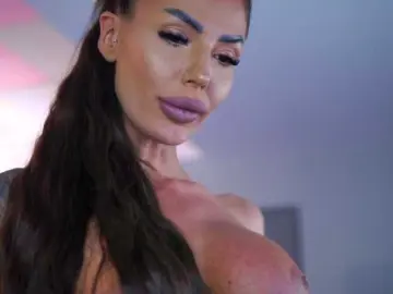 RaquelleVon  live sex cam