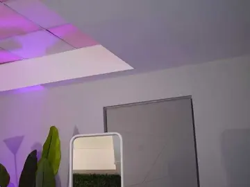 RaquelleVon  live sex cam