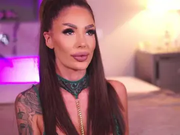 RaquelleVon  live sex cam