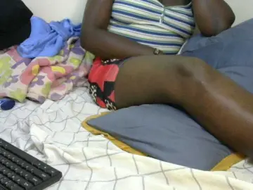 Sasyqueen  live sex cam