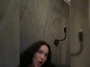 Golden-cobra99  live sex cam