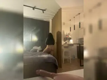 Golden-cobra99  live sex cam
