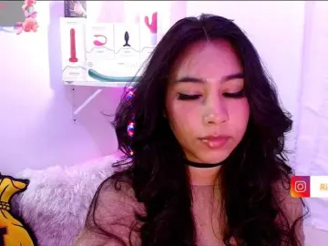 AnnDoll1  live sex cam