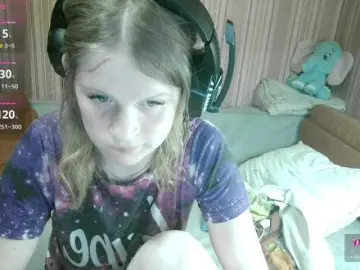 KathlynHeath  live sex cam