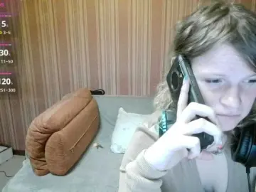 KathlynHeath  live sex cam