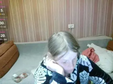 KathlynHeath  live sex cam