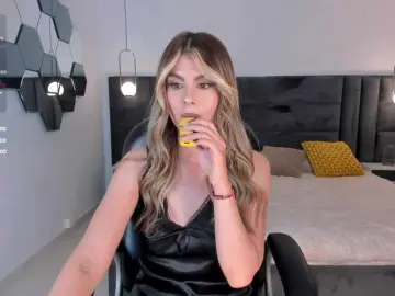 MiaSilvaX  live sex cam