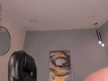 MiaSilvaX  live sex cam
