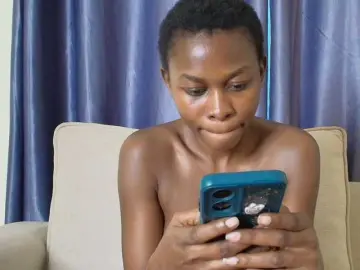 Nairobii  live sex cam