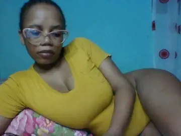 Prettyzari  live sex cam