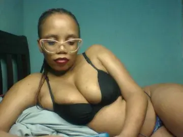 Prettyzari  live sex cam
